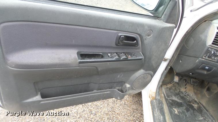 image for item DC3210 2006 Chevrolet Colorado Crew Cab pickup truck