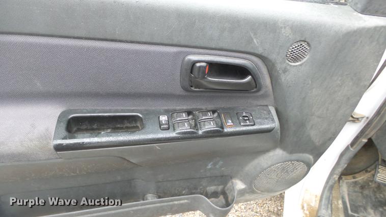 image for item DC3210 2006 Chevrolet Colorado Crew Cab pickup truck