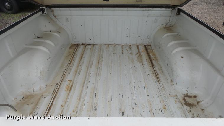 image for item DC3210 2006 Chevrolet Colorado Crew Cab pickup truck