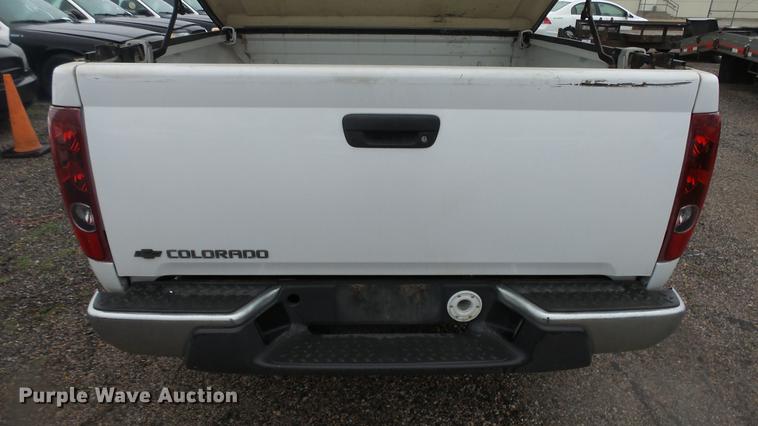 image for item DC3210 2006 Chevrolet Colorado Crew Cab pickup truck
