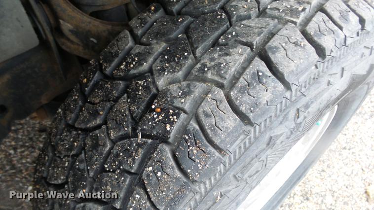 image for item DC3210 2006 Chevrolet Colorado Crew Cab pickup truck