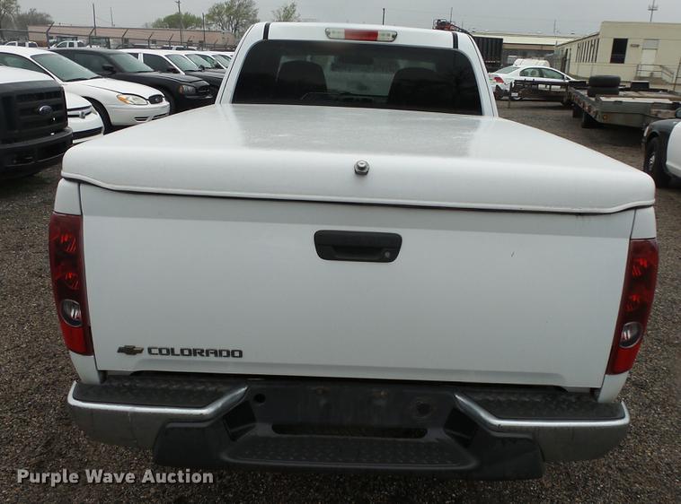image for item DC3211 2006 Chevrolet Colorado Ext. Cab pickup truck