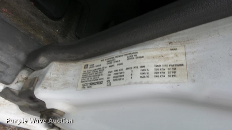 image for item DC3211 2006 Chevrolet Colorado Ext. Cab pickup truck