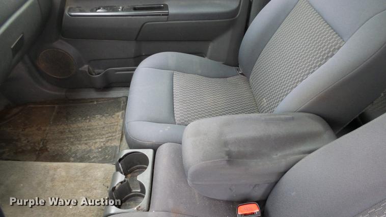 image for item DC3211 2006 Chevrolet Colorado Ext. Cab pickup truck