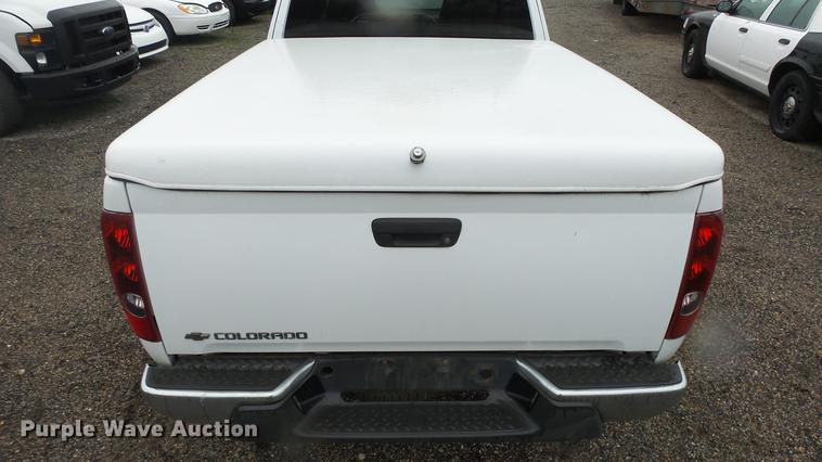 image for item DC3211 2006 Chevrolet Colorado Ext. Cab pickup truck