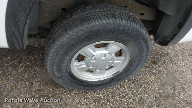 image for item DC3211 2006 Chevrolet Colorado Ext. Cab pickup truck