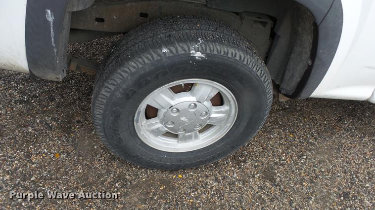 image for item DC3211 2006 Chevrolet Colorado Ext. Cab pickup truck