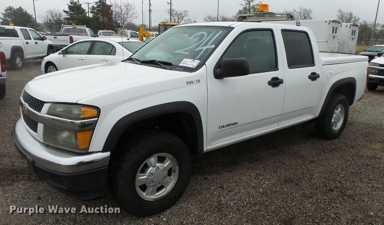 image for item DC3212 2005 Chevrolet Colorado Crew Cab pickup truck