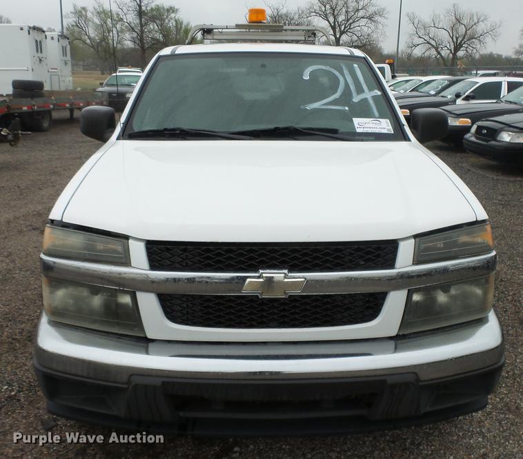 image for item DC3212 2005 Chevrolet Colorado Crew Cab pickup truck