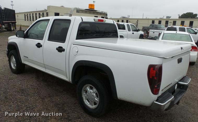 image for item DC3212 2005 Chevrolet Colorado Crew Cab pickup truck