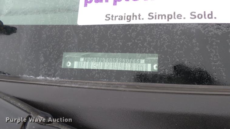 image for item DC3212 2005 Chevrolet Colorado Crew Cab pickup truck