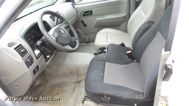 image for item DC3213 2007 Chevrolet Colorado Ext. Cab pickup truck