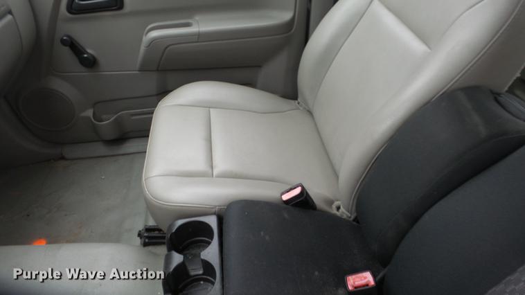 image for item DC3213 2007 Chevrolet Colorado Ext. Cab pickup truck