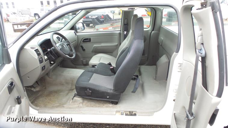 image for item DC3213 2007 Chevrolet Colorado Ext. Cab pickup truck
