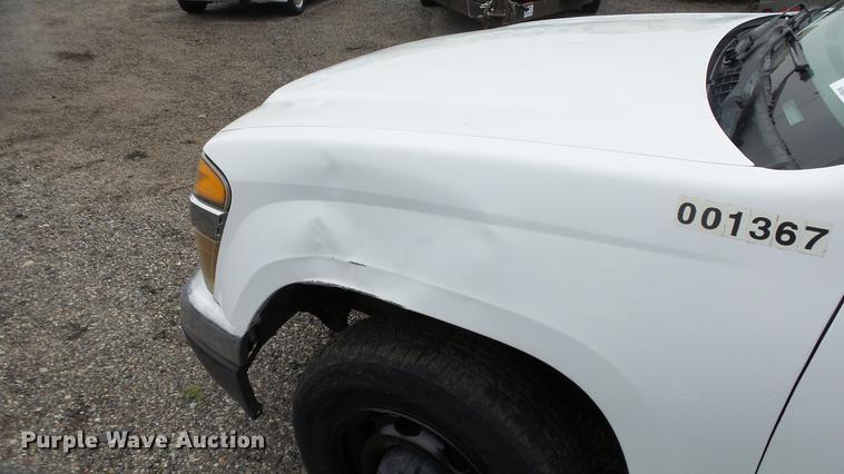 image for item DC3213 2007 Chevrolet Colorado Ext. Cab pickup truck