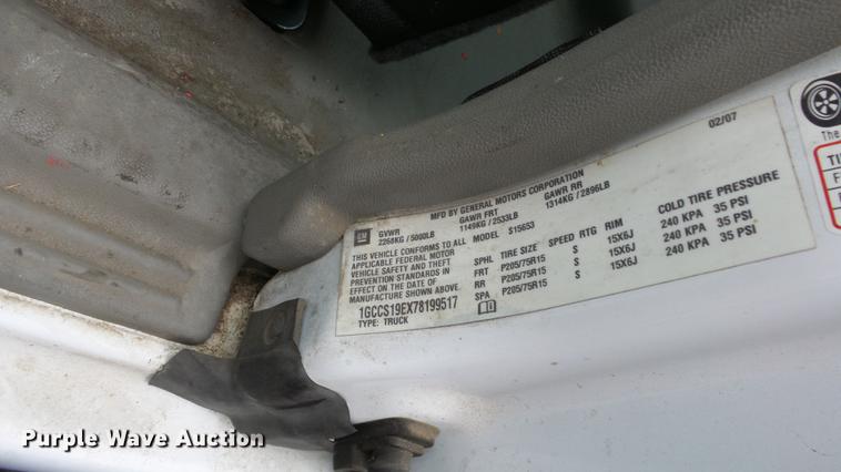 image for item DC3213 2007 Chevrolet Colorado Ext. Cab pickup truck