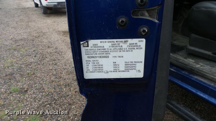 image for item DC3214 2003 Chevrolet Silverado 2500HD Ext. Cab pickup truck