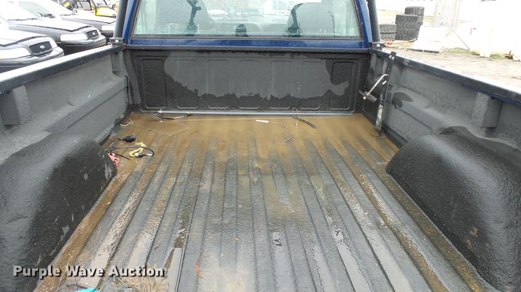 image for item DC3215 2000 Chevrolet C2500 pickup truck