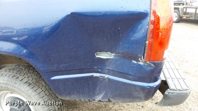 image for item DC3215 2000 Chevrolet C2500 pickup truck