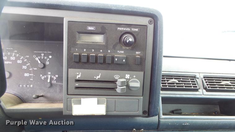 image for item DC3216 1999 Chevrolet C2500 pickup truck