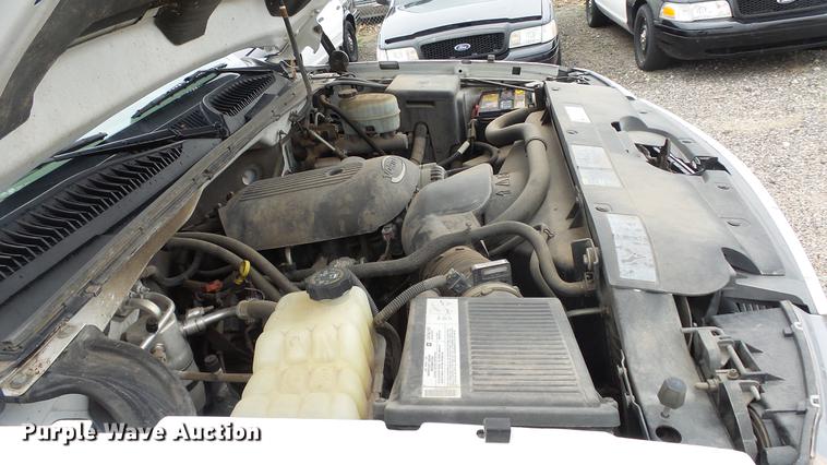 image for item DC3217 2005 Chevrolet Silverado 2500HD pickup truck