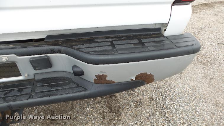 image for item DC3217 2005 Chevrolet Silverado 2500HD pickup truck