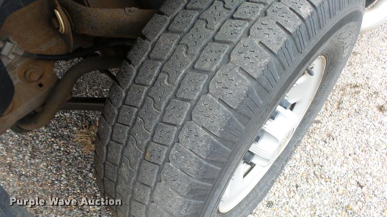 image for item DC3217 2005 Chevrolet Silverado 2500HD pickup truck