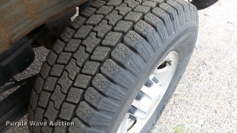 image for item DC3217 2005 Chevrolet Silverado 2500HD pickup truck