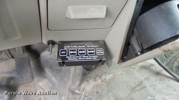 image for item DC3218 2008 Ford F250 Super Duty XL pickup truck