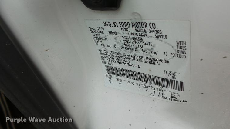 image for item DC3218 2008 Ford F250 Super Duty XL pickup truck