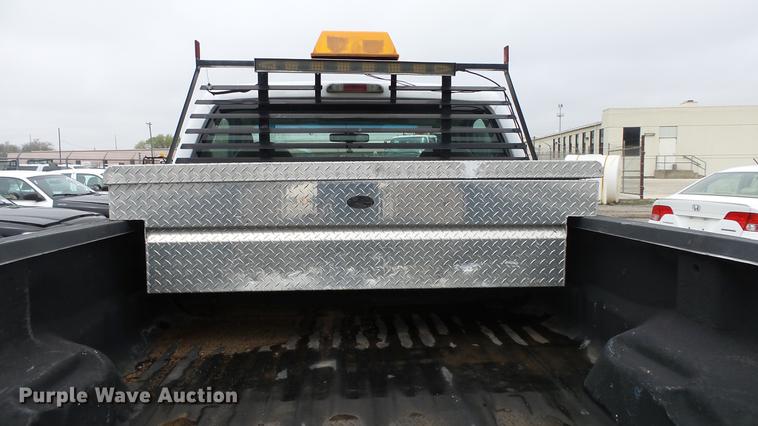 image for item DC3218 2008 Ford F250 Super Duty XL pickup truck