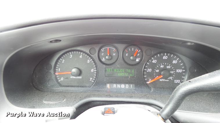 image for item DC3220 2006 Ford Taurus SE