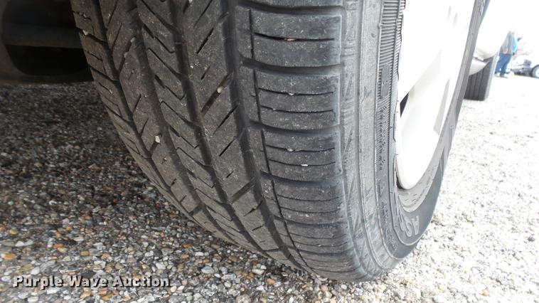 image for item DC3220 2006 Ford Taurus SE