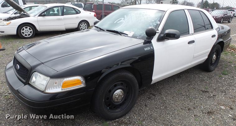 image for item DC3222 2009 Ford Crown Victoria Police Interceptor