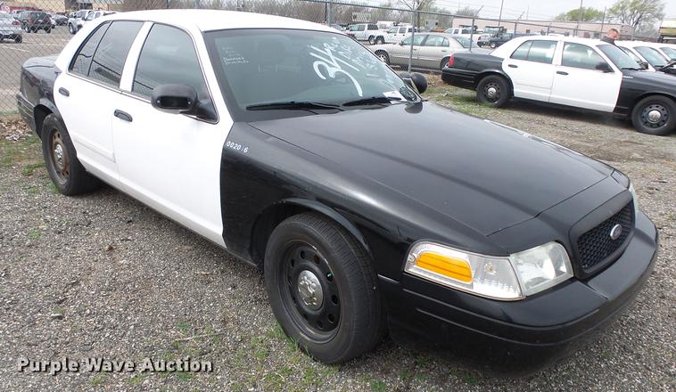 image for item DC3222 2009 Ford Crown Victoria Police Interceptor