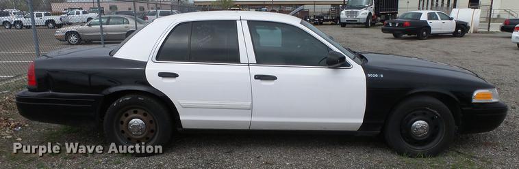 image for item DC3222 2009 Ford Crown Victoria Police Interceptor