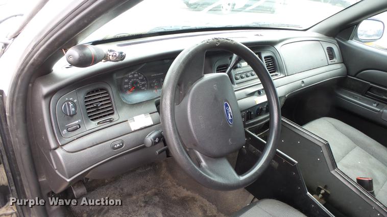 image for item DC3222 2009 Ford Crown Victoria Police Interceptor