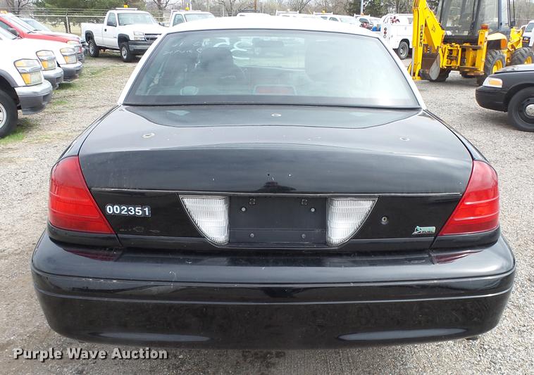 image for item DC3223 2011 Ford Crown Victoria Police Interceptor