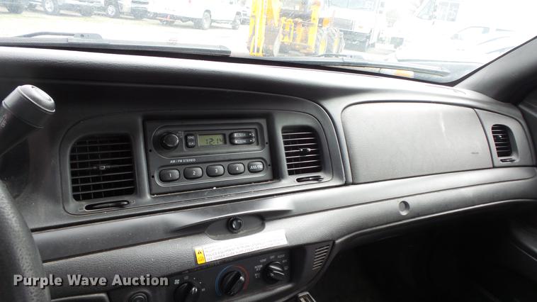image for item DC3223 2011 Ford Crown Victoria Police Interceptor