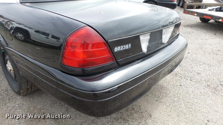 image for item DC3223 2011 Ford Crown Victoria Police Interceptor