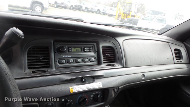 image for item DC3224 2011 Ford Crown Victoria Police Interceptor