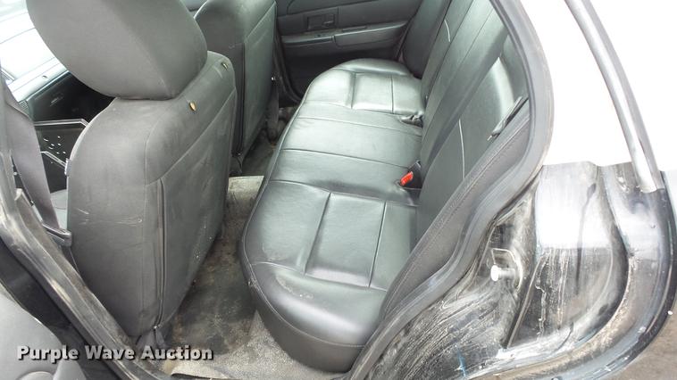 image for item DC3224 2011 Ford Crown Victoria Police Interceptor