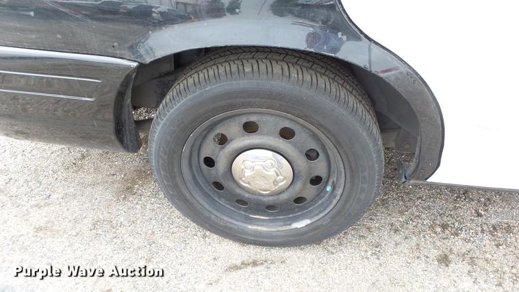 image for item DC3225 2011 Ford Crown Victoria Police Interceptor