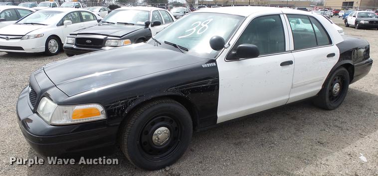 image for item DC3226 2011 Ford Crown Victoria Police Interceptor