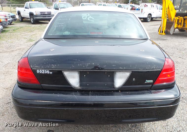 image for item DC3226 2011 Ford Crown Victoria Police Interceptor