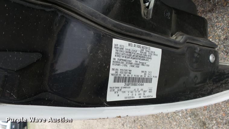 image for item DC3226 2011 Ford Crown Victoria Police Interceptor