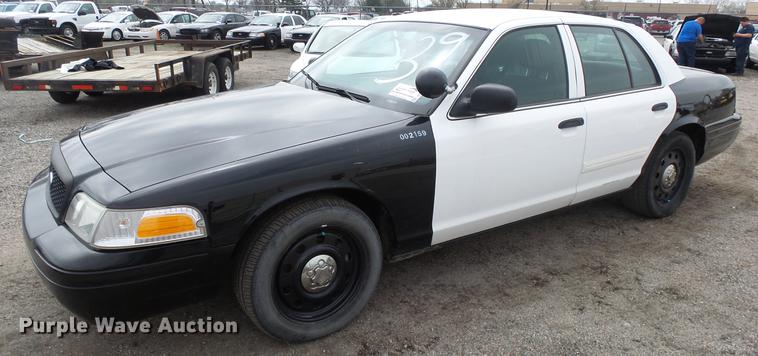 image for item DC3227 2010 Ford Crown Victoria Police Interceptor