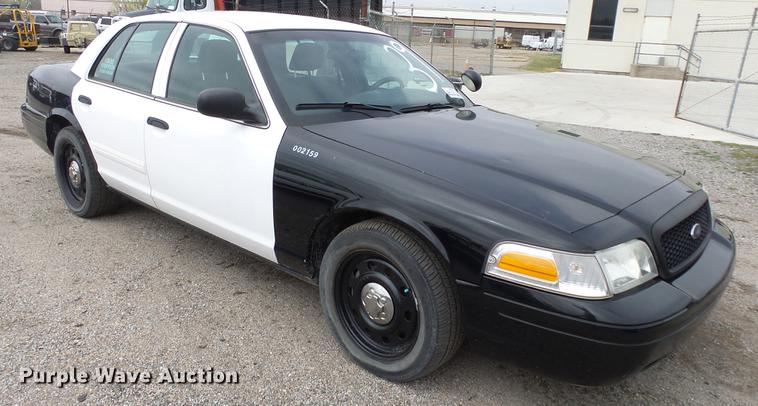 image for item DC3227 2010 Ford Crown Victoria Police Interceptor