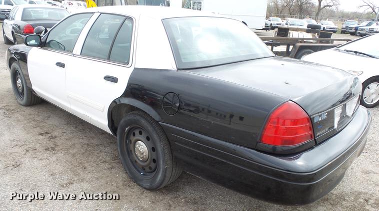 image for item DC3227 2010 Ford Crown Victoria Police Interceptor