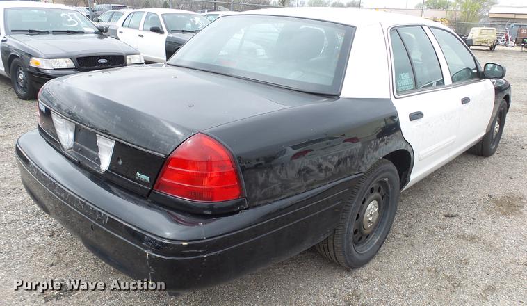 image for item DC3229 2011 Ford Crown Victoria Police Interceptor